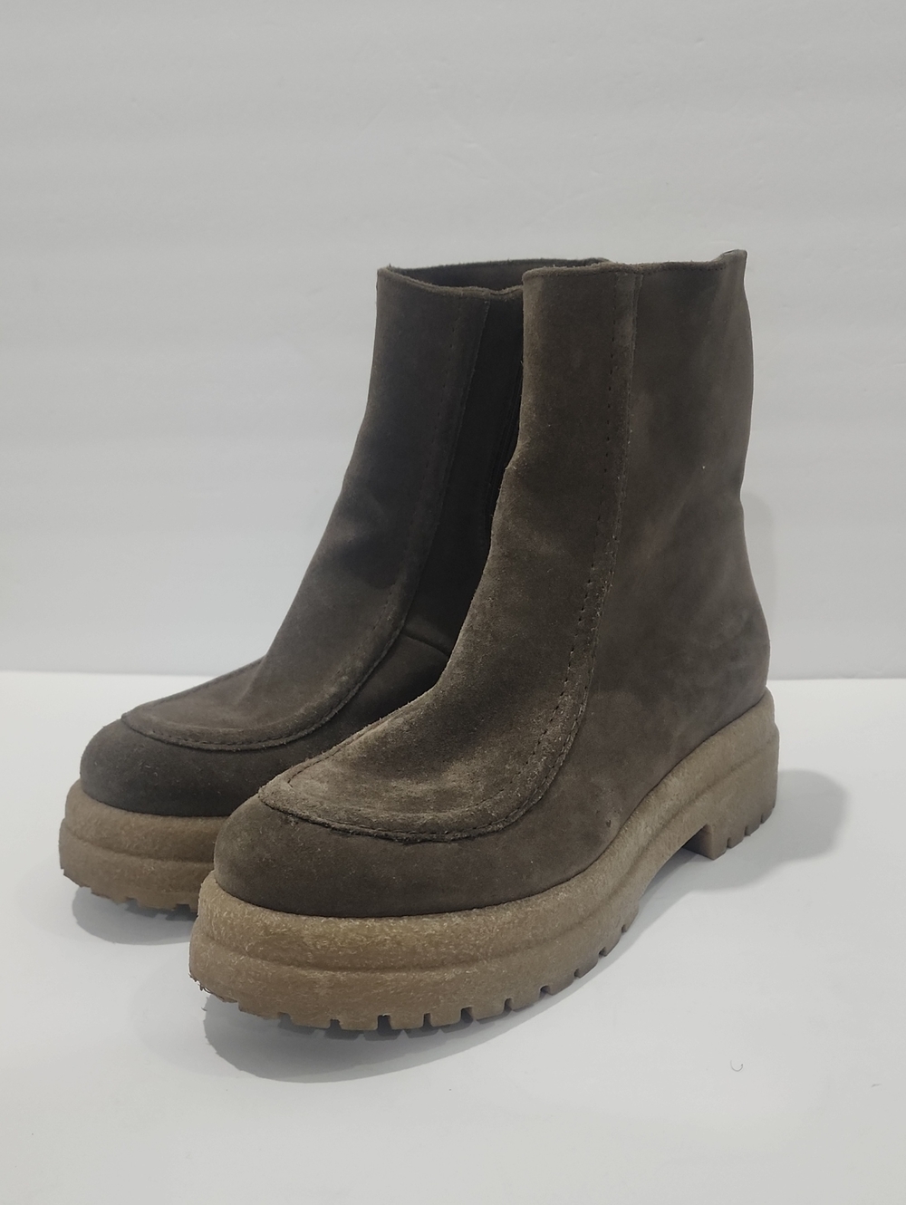 La Canadienne Violet Oiled Suede Boots